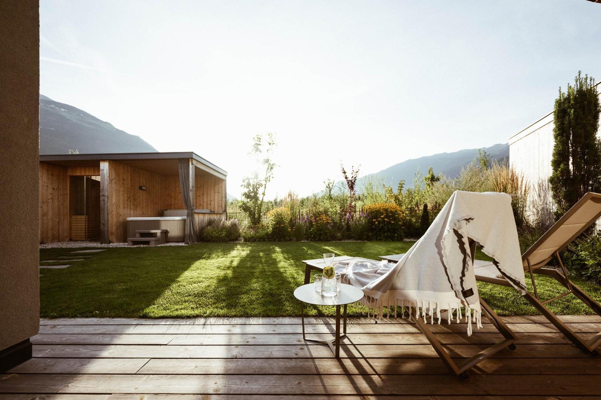 Amolaris Garden Lodges & Guesthouse Coldrano Exterior photo